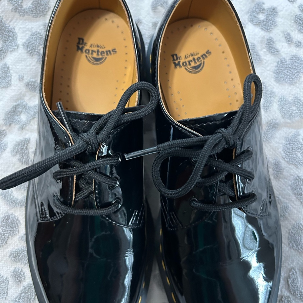 Dr. Martens Black Patent Oxford Shoes with Glossy Finish - Picture 8 of 10
